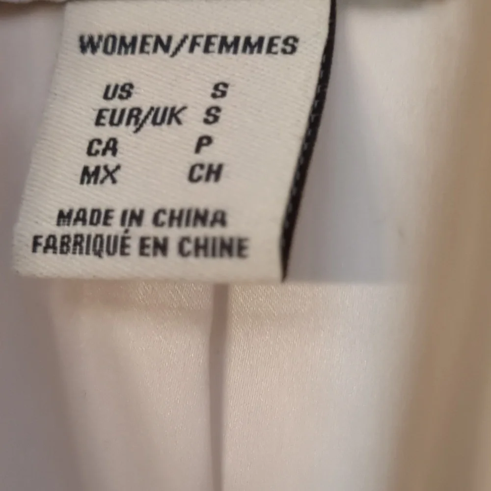 ARIAT WOMEN'S ACE STUDDED CREPE BLAZER - Picture 9 of 10